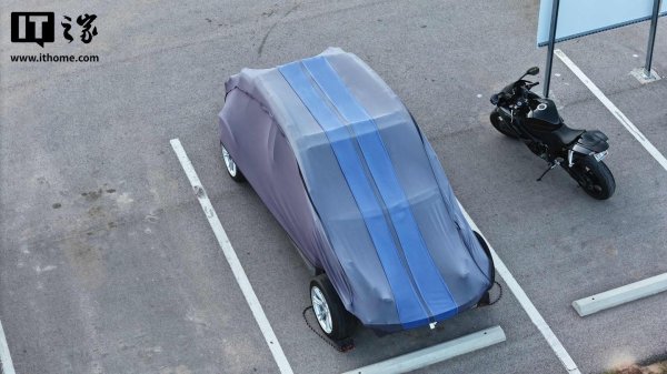 现货配资网站 特斯拉神秘测试车现身，“亲民车型”或已进入测试阶段